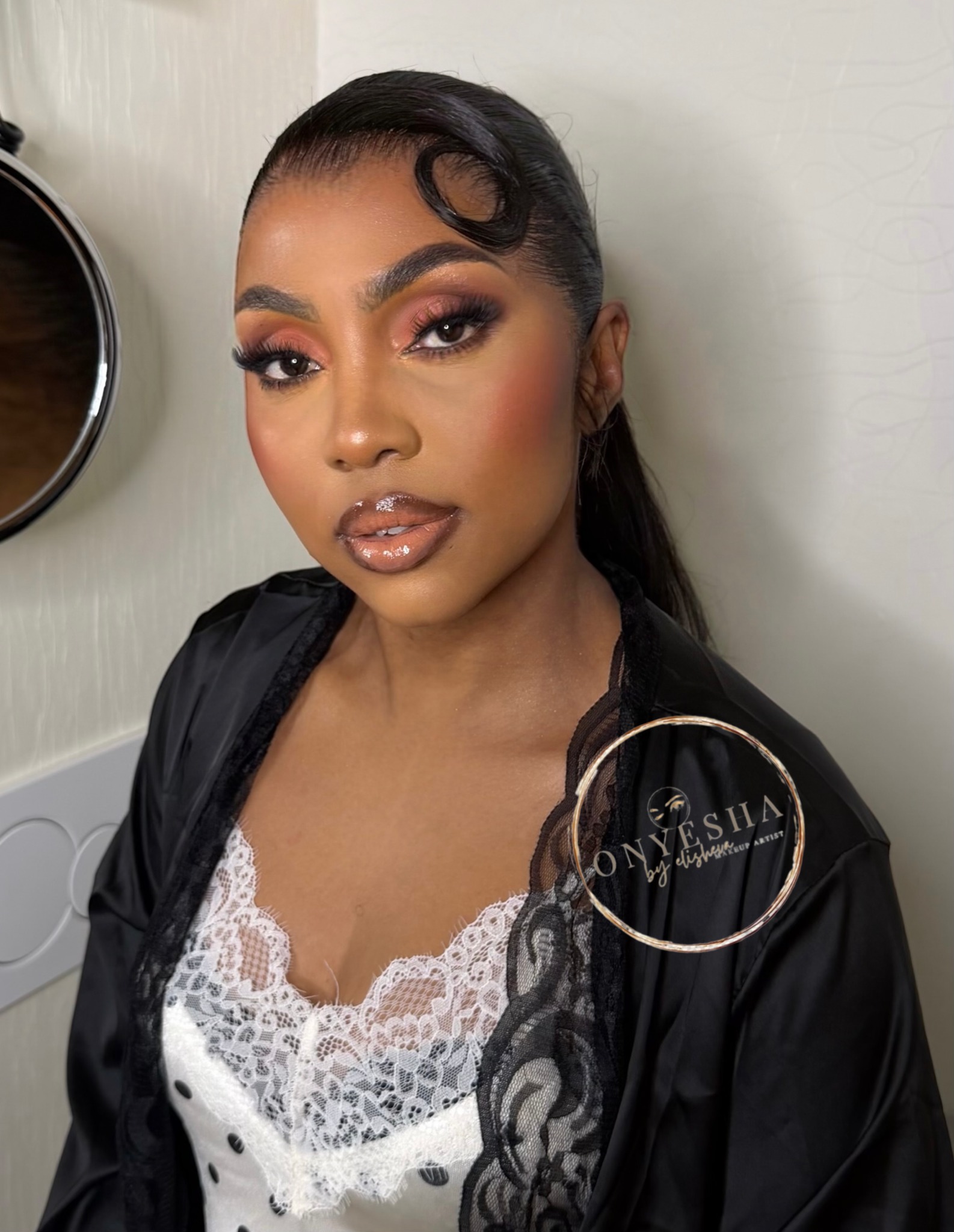 Full glam